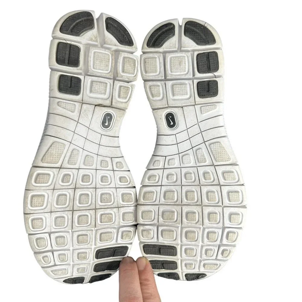 Nike Free Run 5.0 Running Shows Women 6.5 Black Grey White Sneakers - Picture 8 of 11